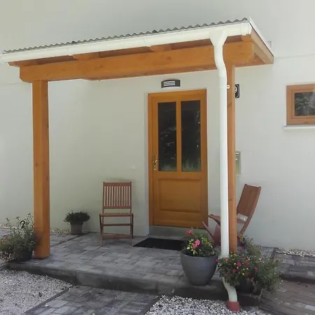 Apartment Obertraun Διαμέρισμα *