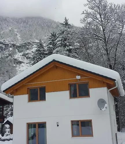 Apartment Obertraun شقة